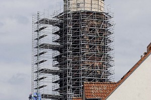 Personen- und Materialaufzüge